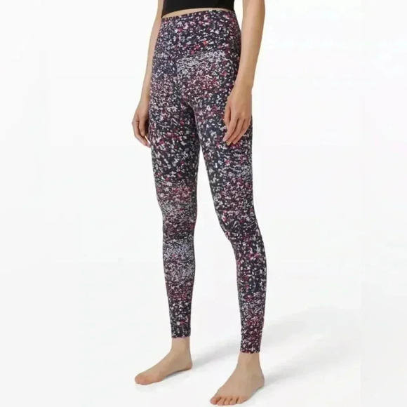 Lululemon Align Water Blossom Size 4 - Picture 1 of 4